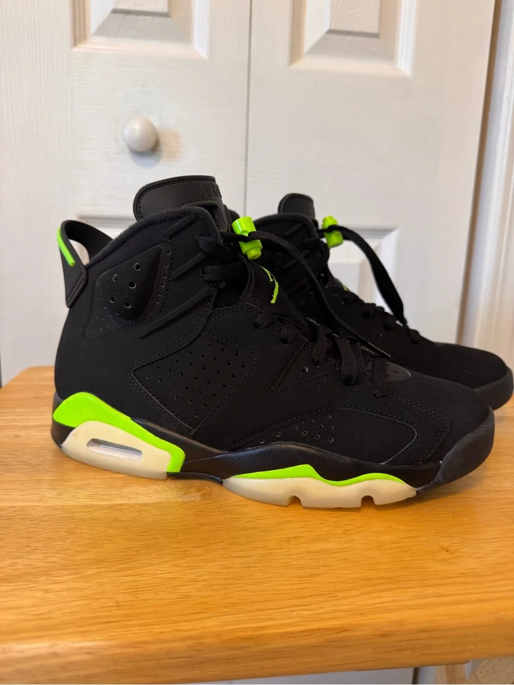 Mens Air Jordan Retro 6 Black Electric Green High-Top Athletic Sneakers Size 8